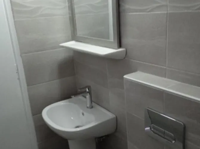 Kapetanios Περίσσα