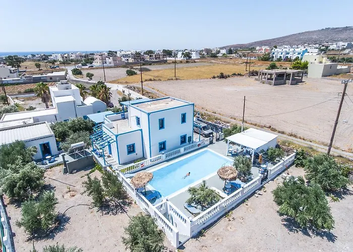 Kapetanios Περίσσα