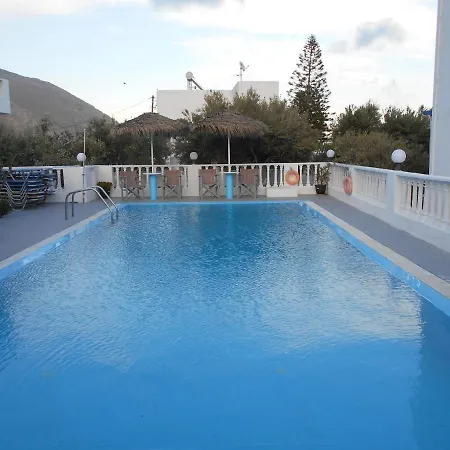 Kapetanios Lägenhet Perissa (Santorini)