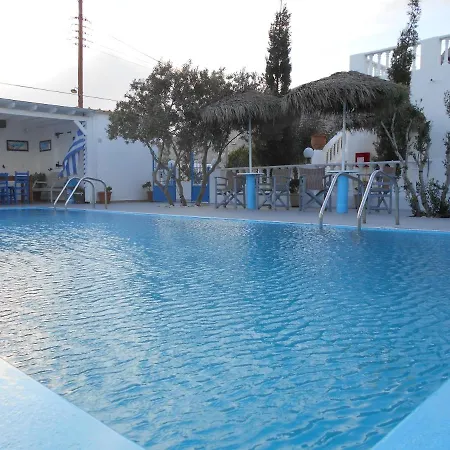 Kapetanios Lägenhet Perissa (Santorini)