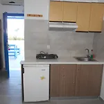 Kapetanios Apartamento Perissa (Santorini)