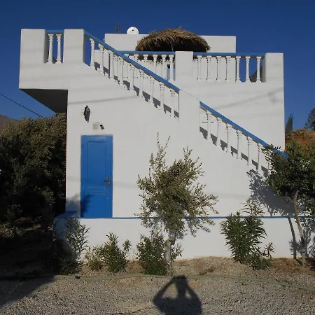 Kapetanios Apartman Perísza